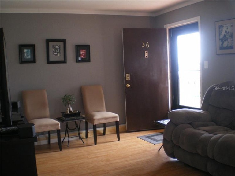 Photo 6 of 9 - 10365 Paradise Blvd #36, Treasure Island, FL 33706