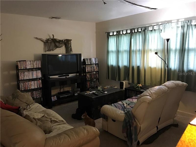 Photo 2 of 3 - 10306 66th Ave, Seminole, FL 33772