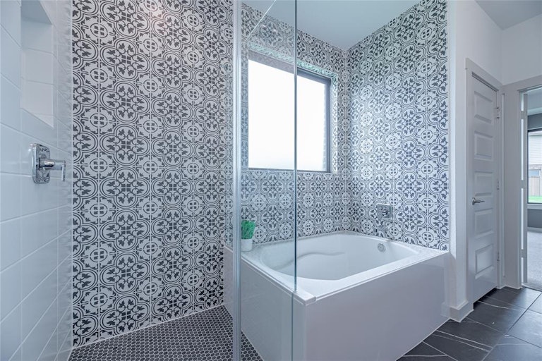 Photo 25 of 50 - 3806 Aidens Peak Ct, Katy, TX 77494