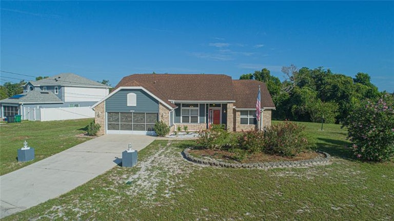 Photo 4 of 51 - 2860 Flynn St, Deltona, FL 32738