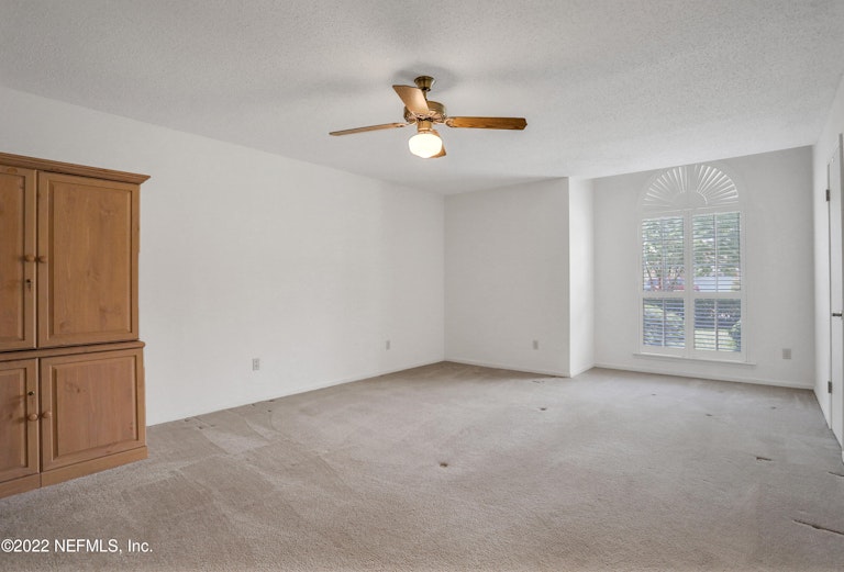 Photo 17 of 29 - 536 Cozybrook Ln, Fleming Island, FL 32003