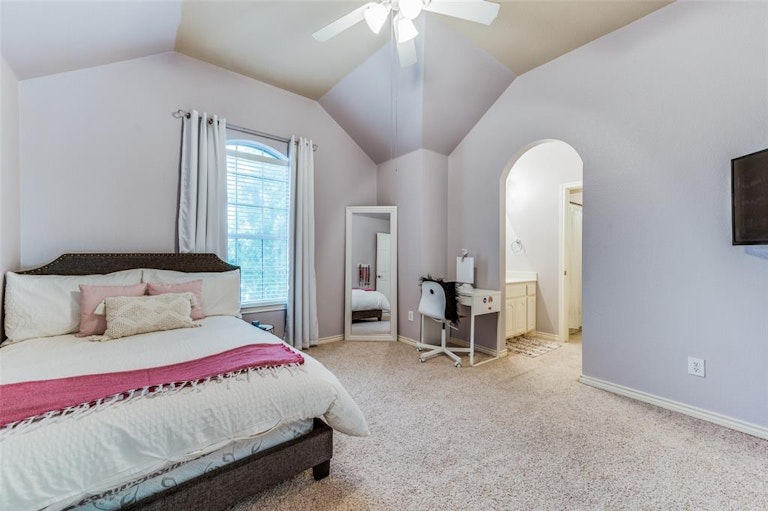 Photo 26 of 35 - 2604 Stallions Ln, Celina, TX 75009