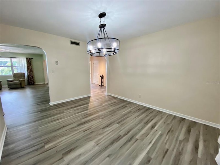 Photo 15 of 60 - 4081 Lake Marianna Dr, Winter Haven, FL 33881