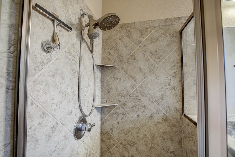 Photo 36 of 36 - 2620 Lightfoot Trl, Austin, TX 78745