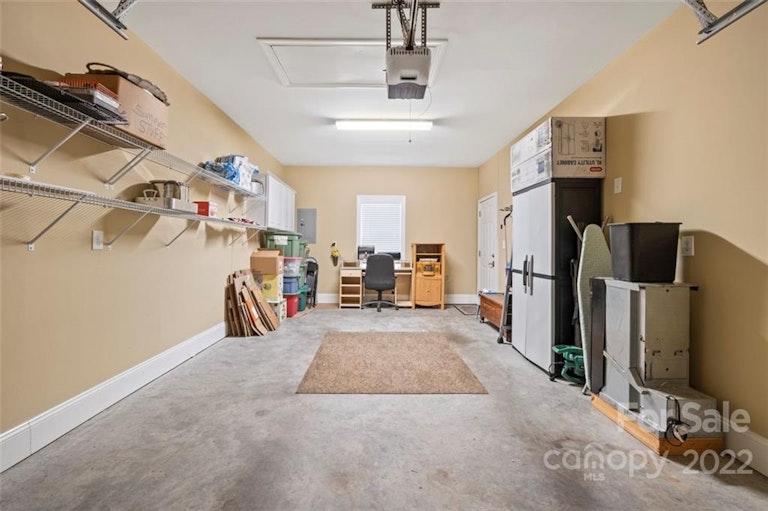 Photo 33 of 39 - 2409 Granville Pl, Monroe, NC 28110