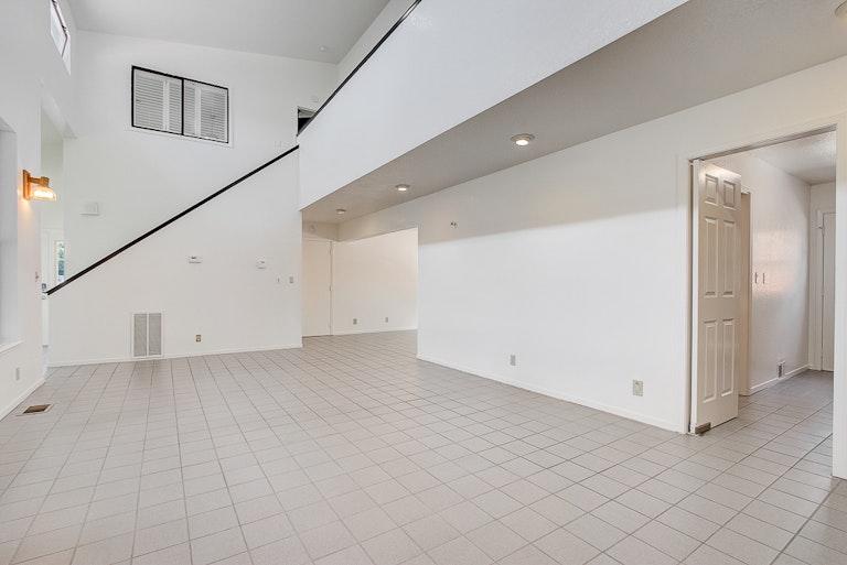 Photo 12 of 36 - 4232 Empire Way, Carmichael, CA 95608