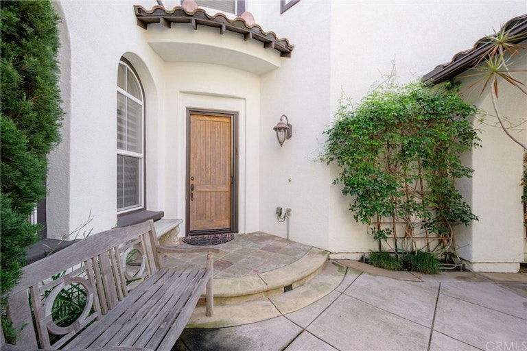 Photo 14 of 72 - 18692 Calera Ln, Huntington Beach, CA 92648