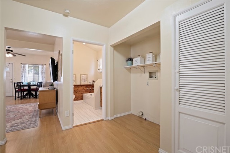 Photo 8 of 39 - 10607 Irma Ave, Tujunga, CA 91042