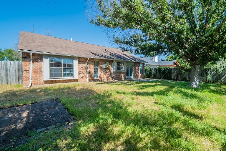 Photo 22 of 23 - 507 Redbud Dr, Forney, TX 75126