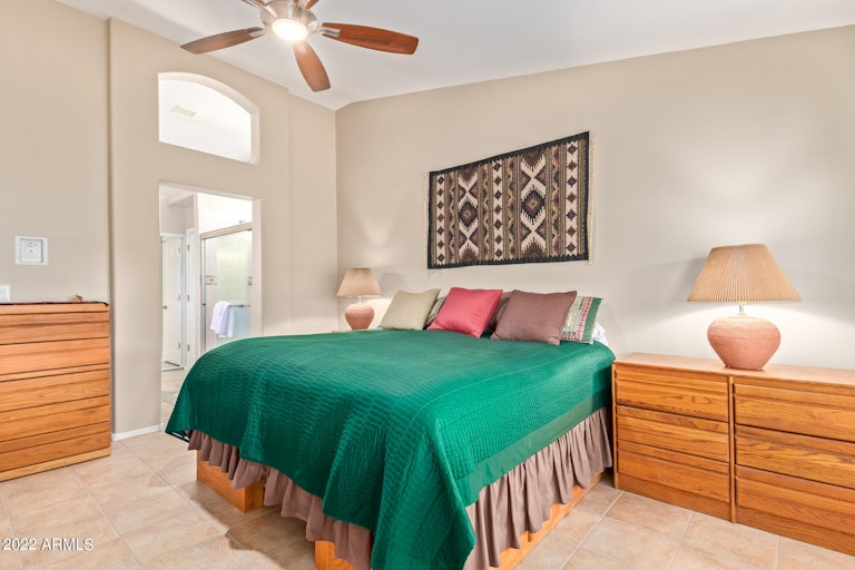 Photo 12 of 27 - 6826 S Hohokam Way, Gold Canyon, AZ 85118