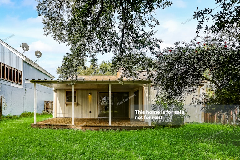 Photo 26 of 30 - 8362 Sunflower Ct, Jacksonville, FL 32244