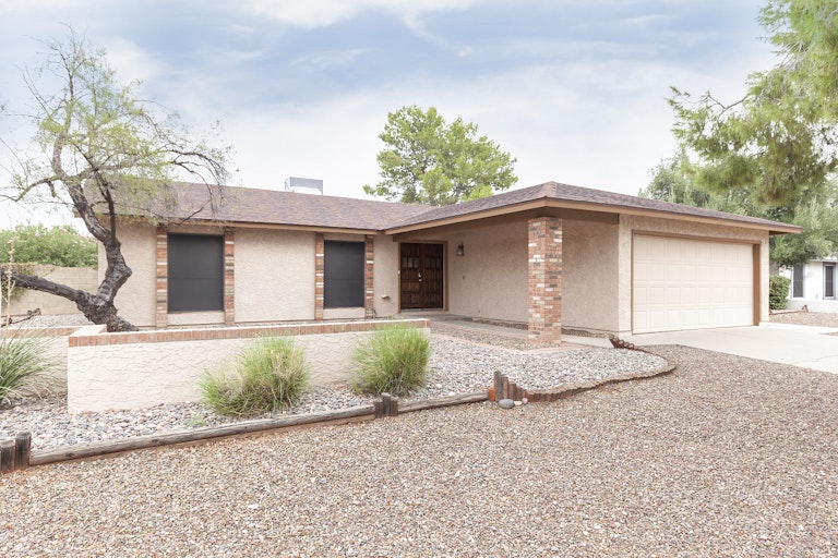 Photo 1 of 23 - 6833 S Alder Dr, Tempe, AZ 85283