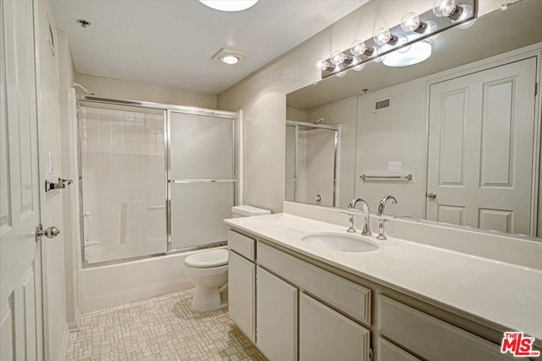 Photo 22 of 27 - 4501 Cedros Ave #324, Sherman Oaks, CA 91403