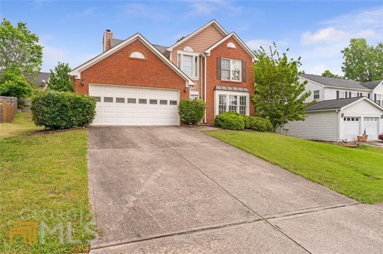 Photo 2 of 18 - 1215 Carlysle Park Dr, Lawrenceville, GA 30044