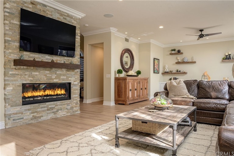 Photo 26 of 72 - 18692 Calera Ln, Huntington Beach, CA 92648