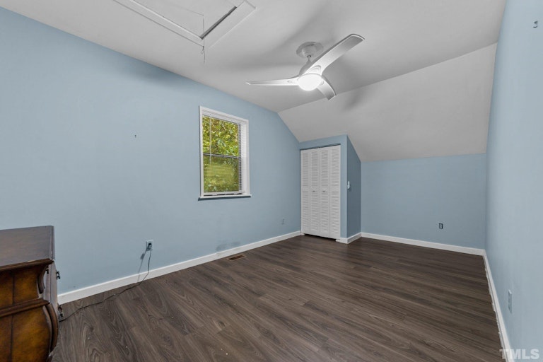 Photo 33 of 36 - 317 Stony Hill Rd, Chapel Hill, NC 27516