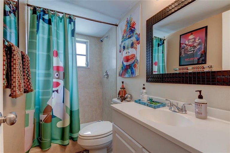 Photo 76 of 99 - 206 Timberview Dr, Safety Harbor, FL 34695
