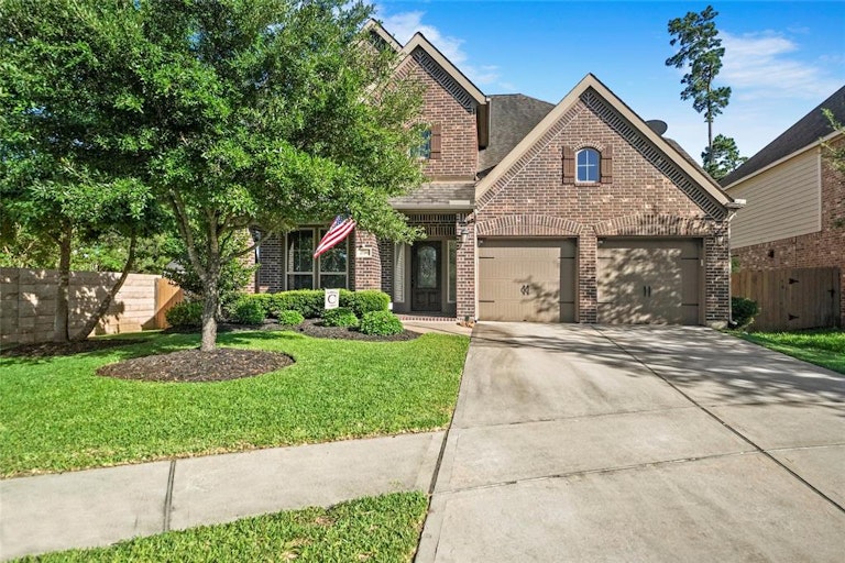 Photo 2 of 47 - 27390 Pendleton Trace Dr, Spring, TX 77386