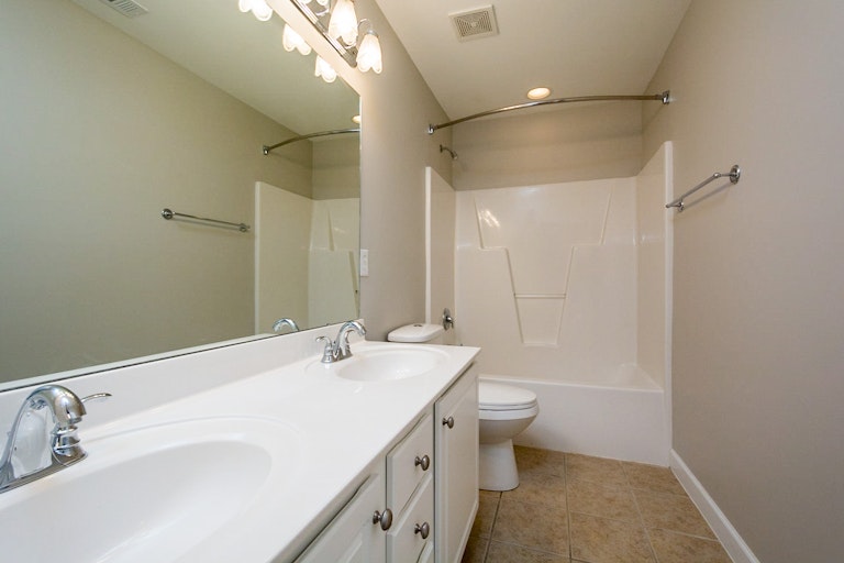Photo 16 of 16 - 6010 Four Townes Ln, Raleigh, NC 27616
