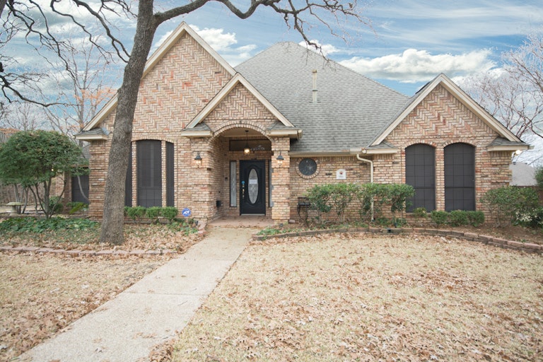 Photo 1 of 28 - 986 Quail Rdg, Keller, TX 76248