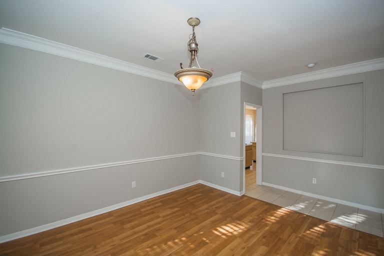 Photo 16 of 44 - 2712 Summerwood Ct, McKinney, TX 75072