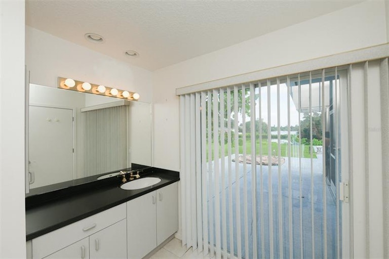 Photo 32 of 57 - 3711 Meridale Rd, Sarasota, FL 34238