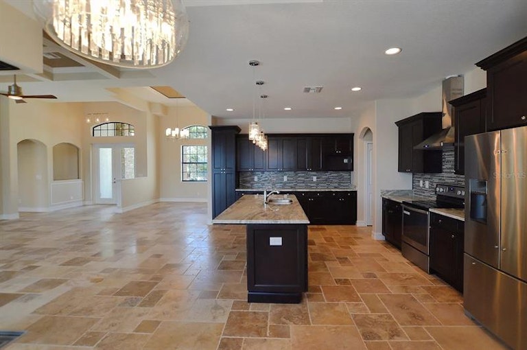 Photo 3 of 6 - 7164 Fancy St, Englewood, FL 34224