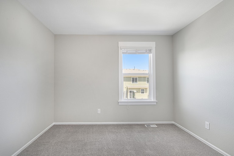 Photo 15 of 17 - 12625 E 104th Pl, Commerce City, CO 80022