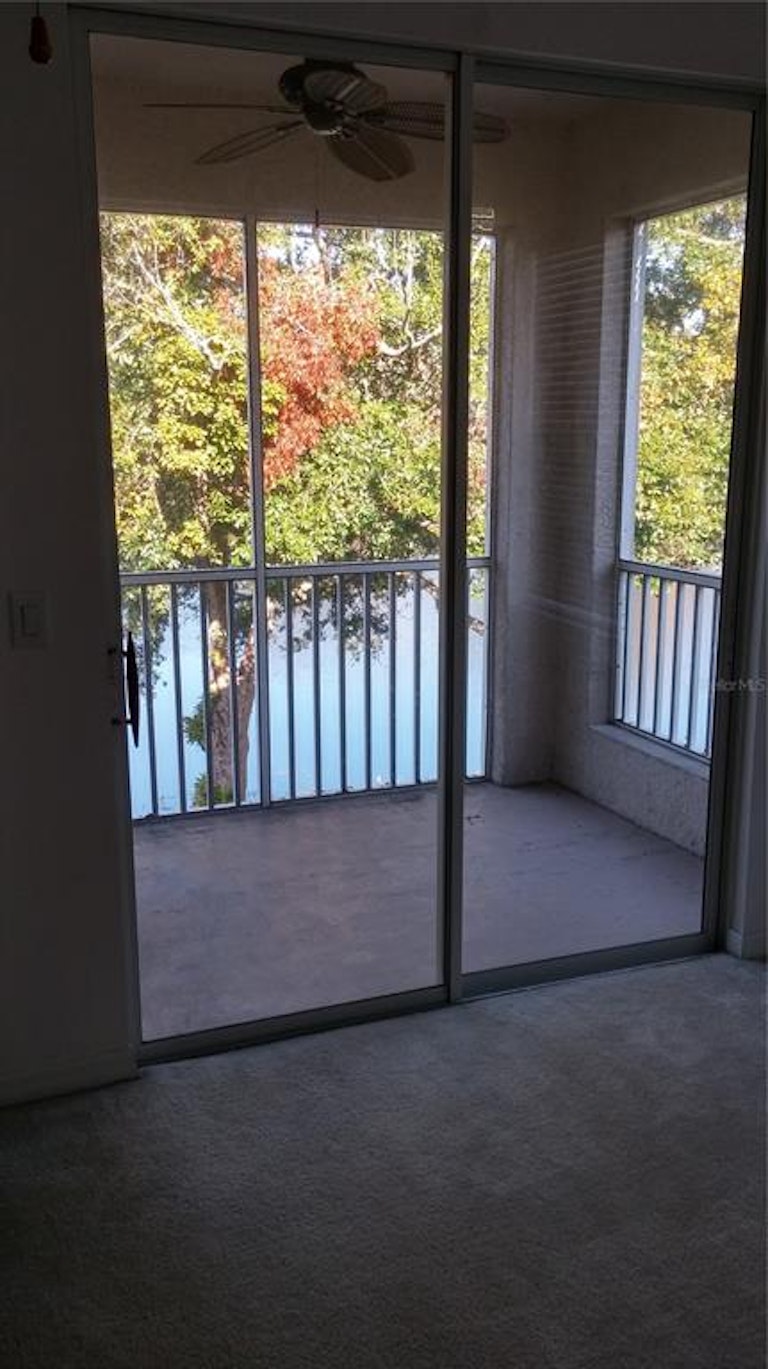Photo 10 of 24 - 2111 Park Crescent Dr, Land O Lakes, FL 34639