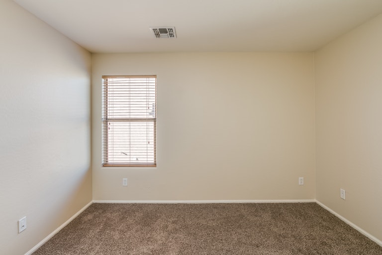 Photo 22 of 36 - 5657 W Manzanita Dr, Glendale, AZ 85302