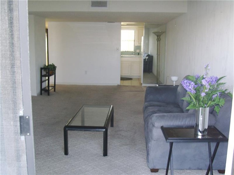 Photo 7 of 22 - 7050 Sunset Dr S #614, South Pasadena, FL 33707