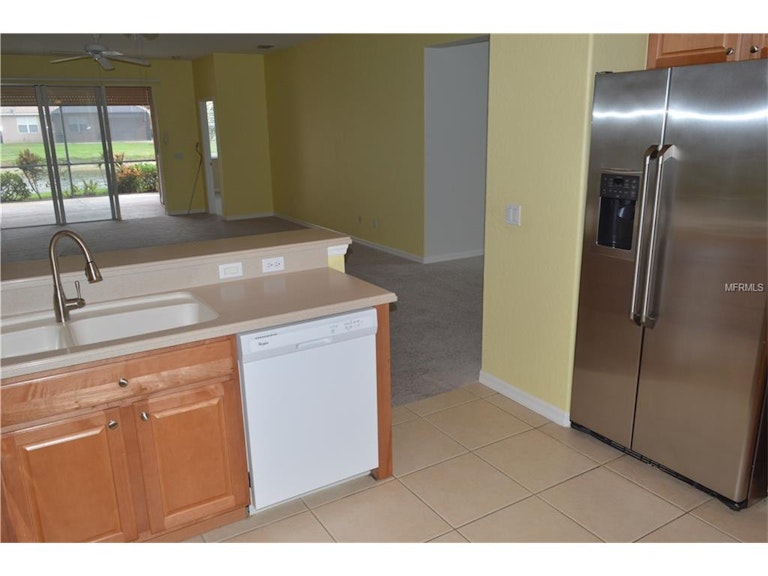Photo 6 of 25 - 8302 Summer Greens Ter, Bradenton, FL 34212