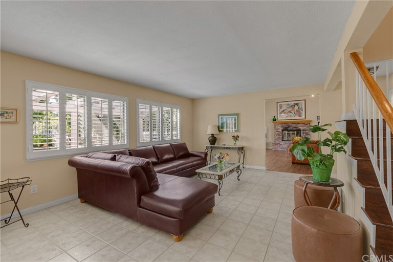 Photo 8 of 45 - 1264 Dunham Ln, Placentia, CA 92870