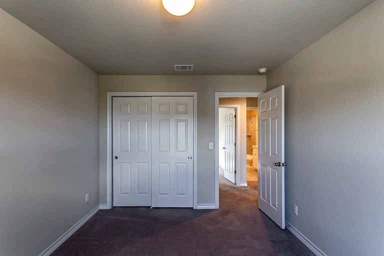Photo 20 of 22 - 5602 Burr Blf, San Antonio, TX 78266