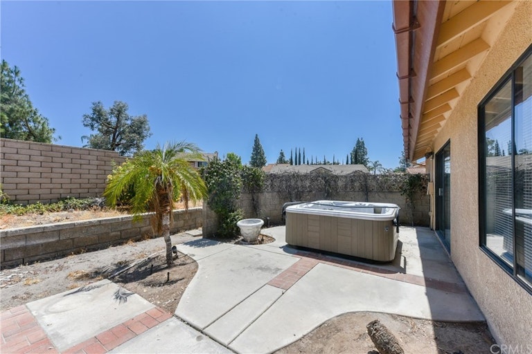 Photo 42 of 46 - 184 Cannon Rd, Riverside, CA 92506