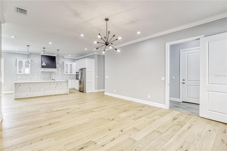 Photo 17 of 62 - 3108 W Cherokee Ave, Tampa, FL 33611