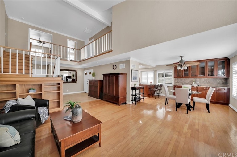 Photo 6 of 38 - 7876 Moonmist Cir, Huntington Beach, CA 92648
