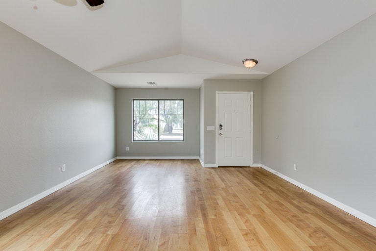 Photo 11 of 32 - 2625 E Silversmith Trl, San Tan Valley, AZ 85143