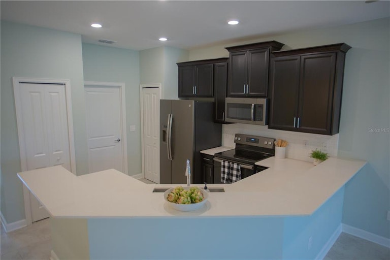 Photo 3 of 15 - 3023 Caneel St, Winter Haven, FL 33884