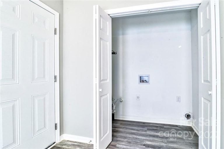 Photo 15 of 19 - 8242 Walnut Creek Ln, Charlotte, NC 28227