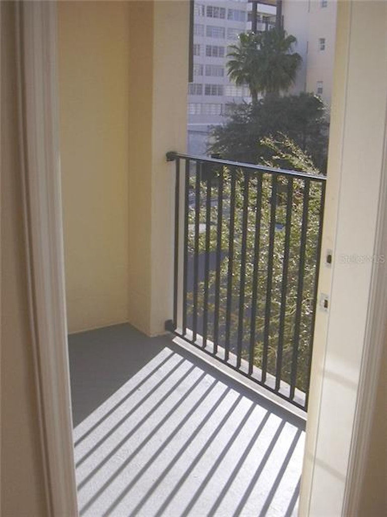 Photo 21 of 21 - 100 4th Ave S #229, Saint Petersburg, FL 33701