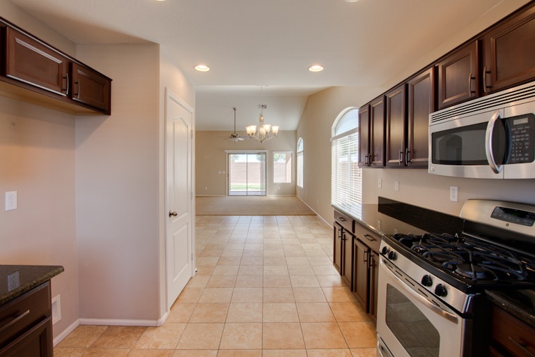 Photo 10 of 28 - 24209 N 28th St, Phoenix, AZ 85024