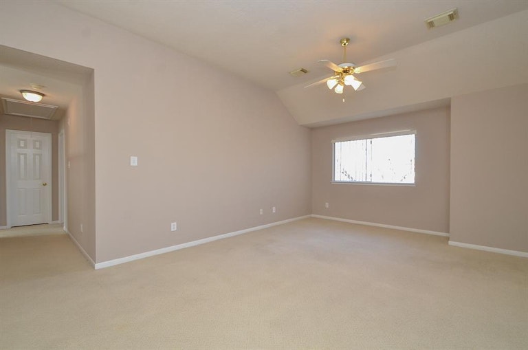 Photo 21 of 34 - 14810 Winterfair Dr, Houston, TX 77082