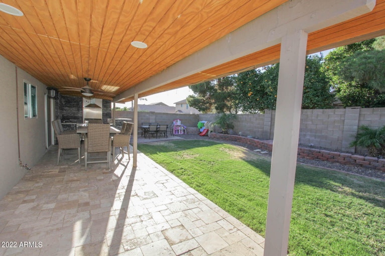 Photo 7 of 44 - 3048 W Zachary Dr, Phoenix, AZ 85027