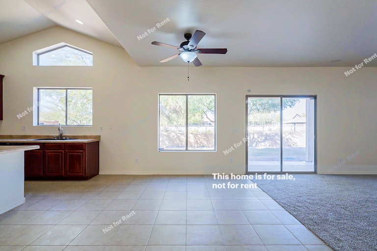 Photo 15 of 33 - 656 E Black Diamond Dr, Casa Grande, AZ 85122