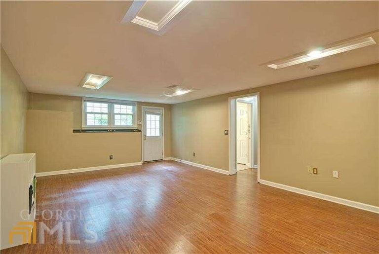 Photo 58 of 78 - 945 Whitehawk Trl, Lawrenceville, GA 30043