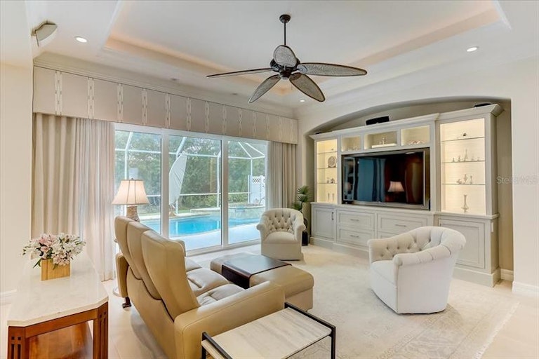 Photo 9 of 53 - 7711 Ashley Cir, Bradenton, FL 34201