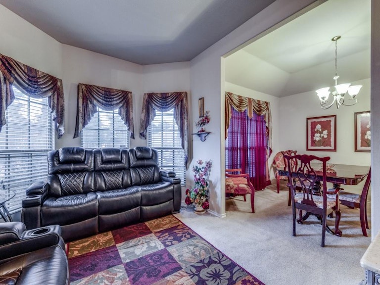 Photo 9 of 25 - 1862 Mason Way, Lancaster, TX 75134