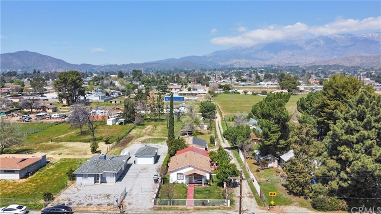 Photo 23 of 24 - 39856 Brookside Ave, Cherry Valley, CA 92223
