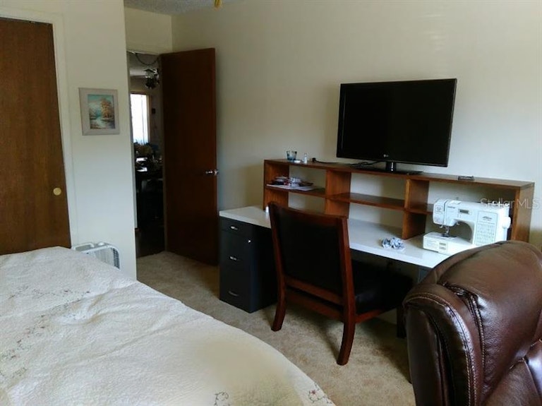 Photo 9 of 18 - 8615 Zane Ln, Port Richey, FL 34668